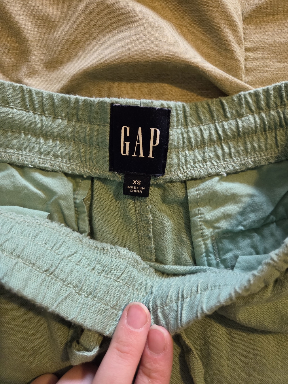 GAP Lightweight Drawstring Pants in Sage Green